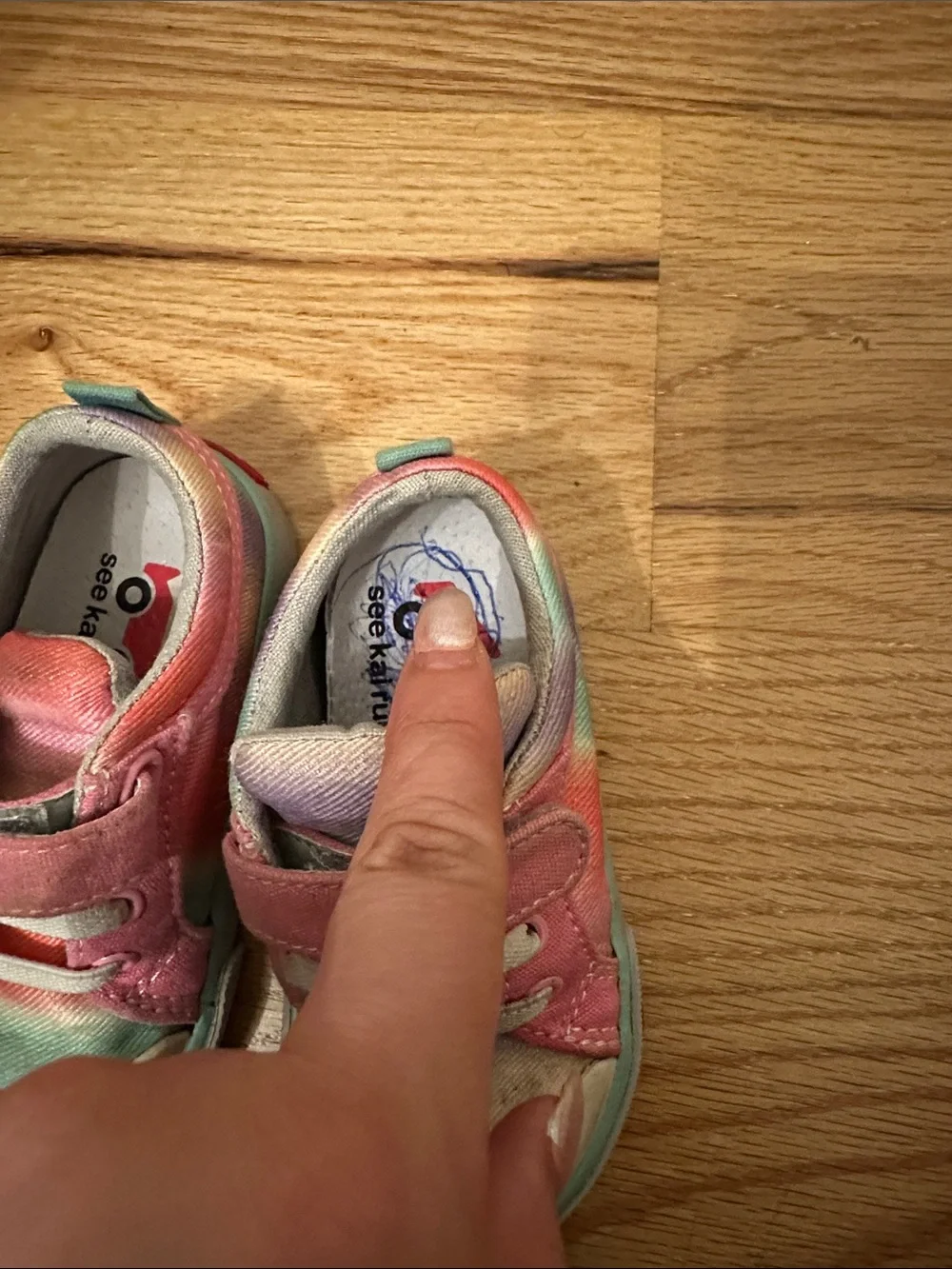 Kids Rainbow Tie-Dye Velcro Sneakers - Pink